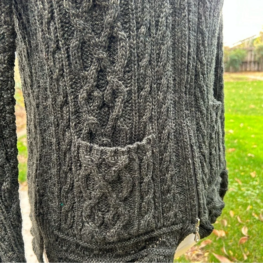 INIS CRAFTS Hunter Green Aran Irish Merino Wool Cardigan Zip Sweater Size Small